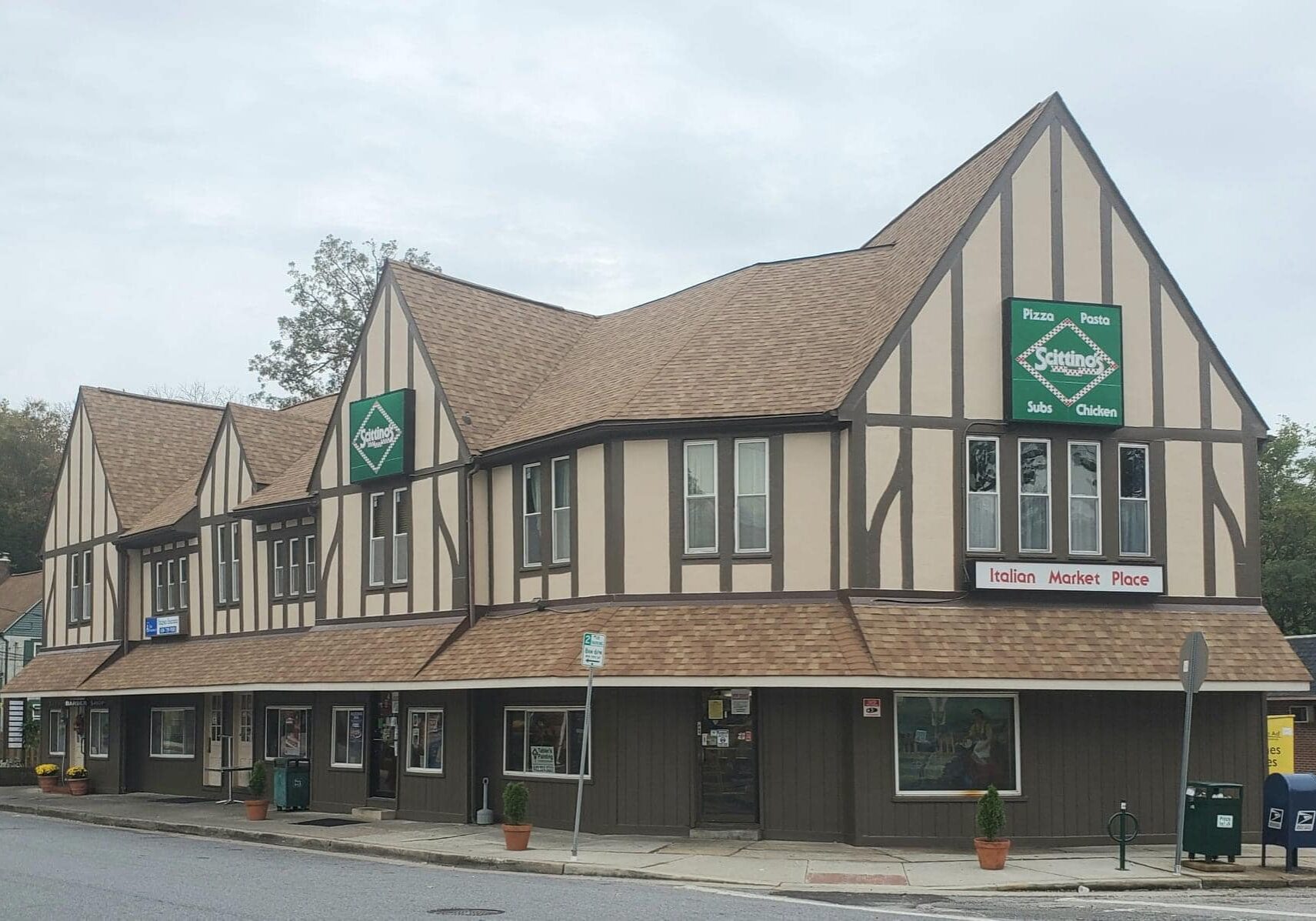 121555873_1767658633386796_5735508440534615014_n